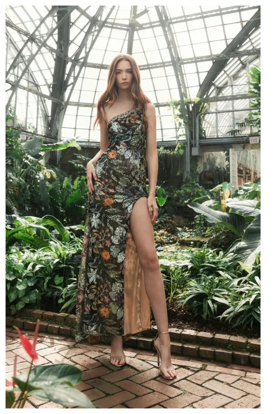 NWT Mac Duggal Floral Sequined Embroidered One Shoulder Trumpet Gown Size 2